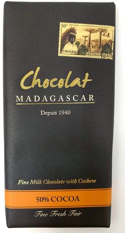 CHOCOLAT MADAGASCAR 50% mléčná 'fine' čokoláda s kešu oříšky, údolí Sambirano